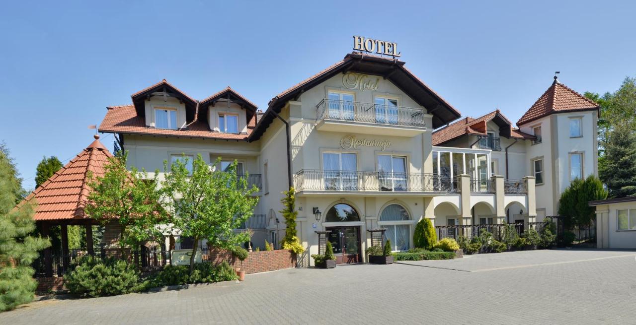 Hotel Mateo Stopnica Exterior foto